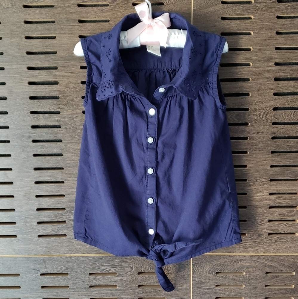3 for $10 H & M Adorable Eyelet Collar Tie Waist Top size 5/6 years